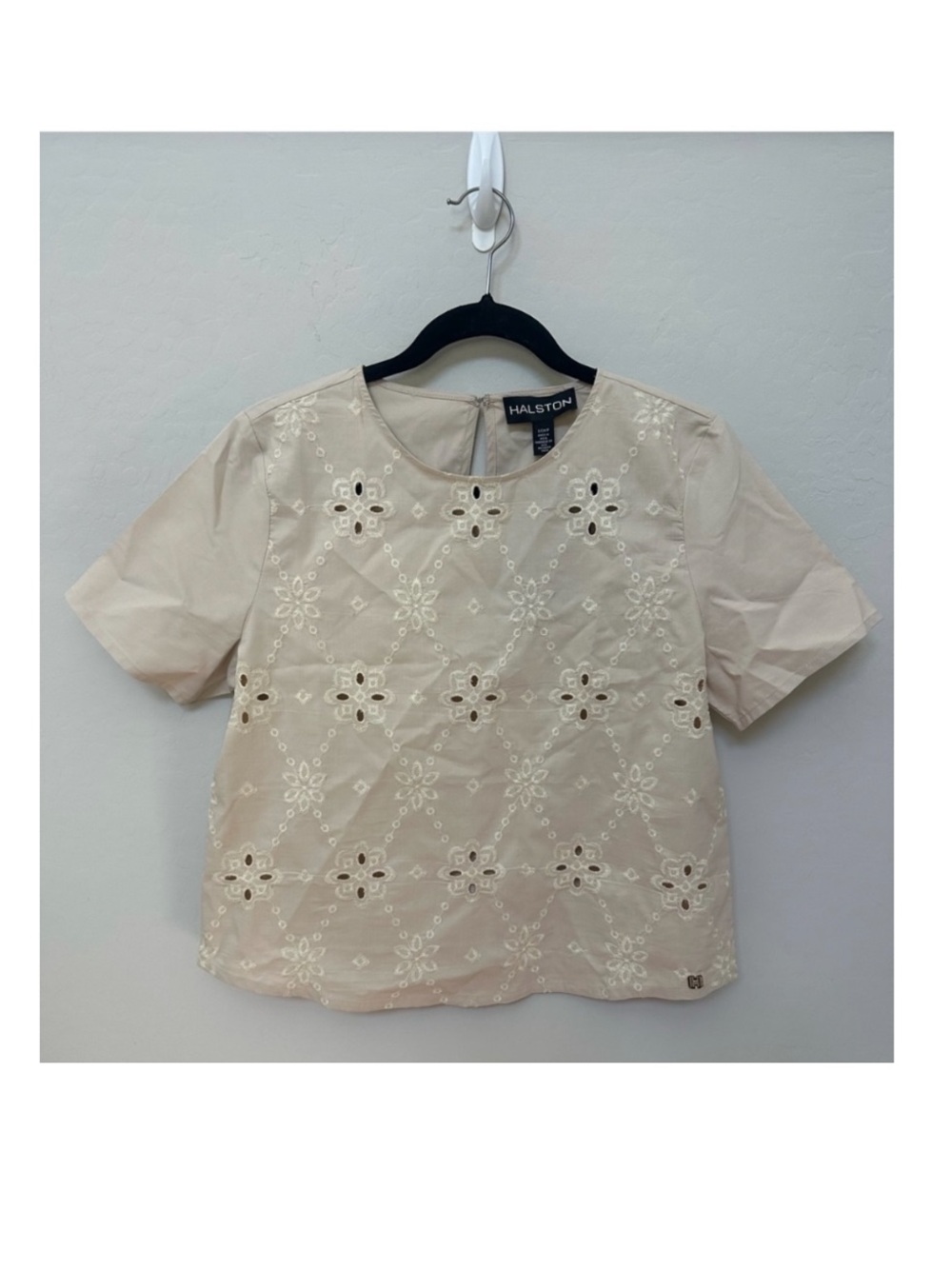 Halston Heritage Cream Eyelet Short-Sleeve Blouse